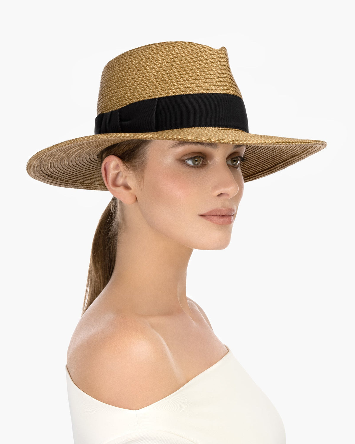 Squishee® Instinct Natural/Black Eric Javits